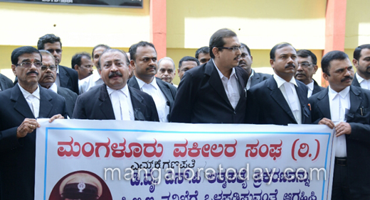 Lawyers protest 1